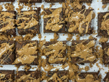 Load image into Gallery viewer, Package # 3 Praline Brownie Bars
