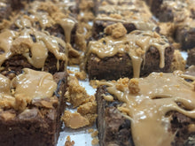 Load image into Gallery viewer, Package # 3 Praline Brownie Bars
