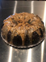 Load image into Gallery viewer, Praline Brownie Cake
